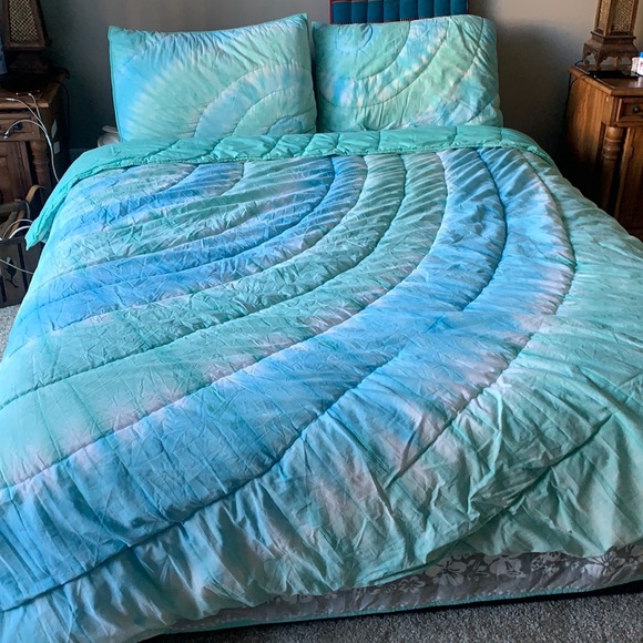 Pottery Barn Bedding Pottery Barn Queen Size Comforter And Pillow